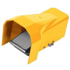 Pneumatic foot valve